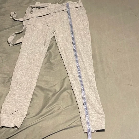 Sweatpants⭐️ - Picture 4 of 8